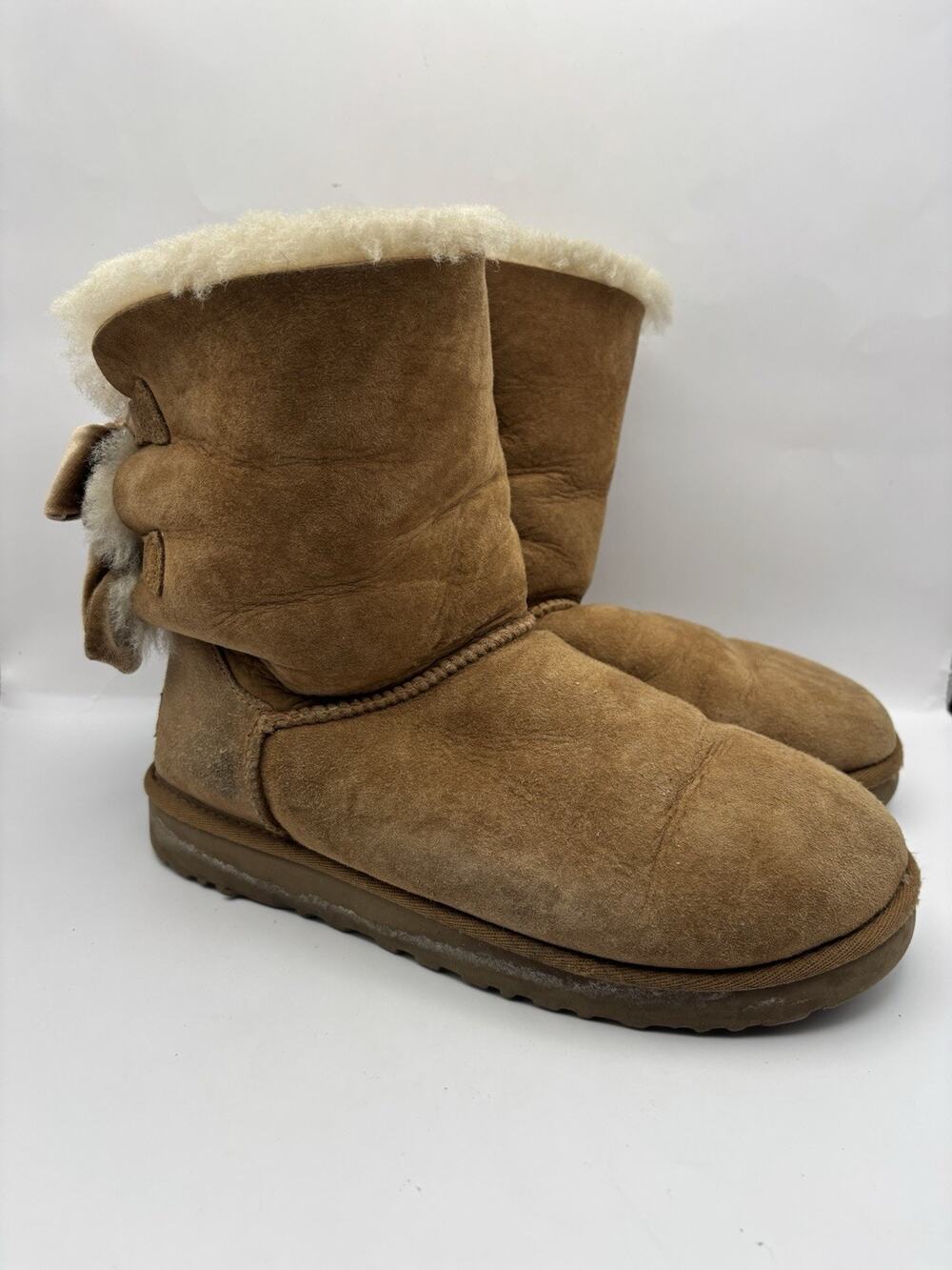 Ugg Bailey Bow II Velvet Bows And Women Size 8